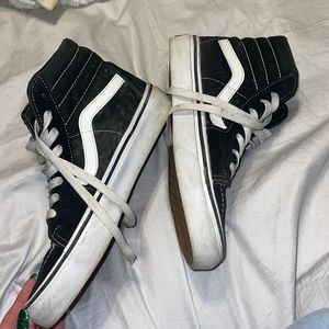 BLACK HIGH TOP VANS